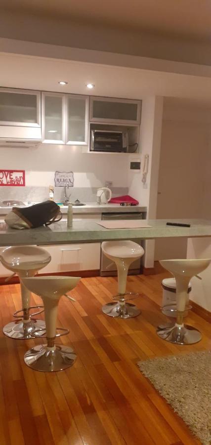 Apartamento Av Kennedy Y Cervino A Metros Embajada Eeuu Buenos Aires Exterior foto